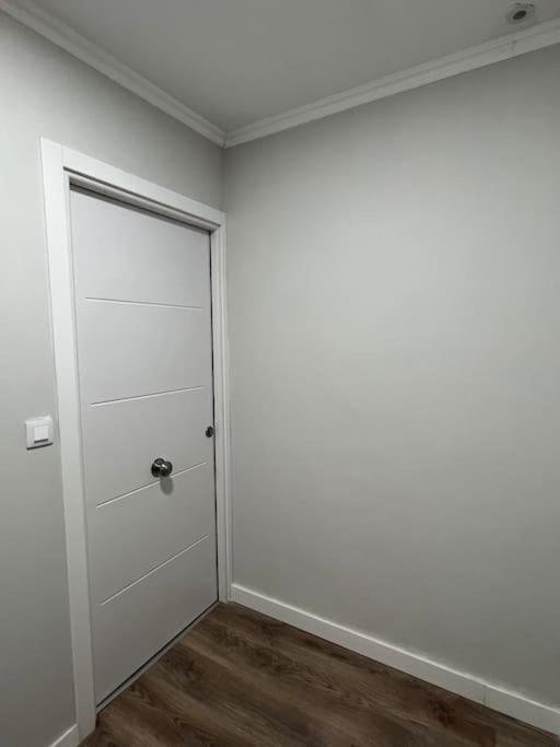 Apartamento Turistico Plaza III Monforte De Lemos Exterior photo
